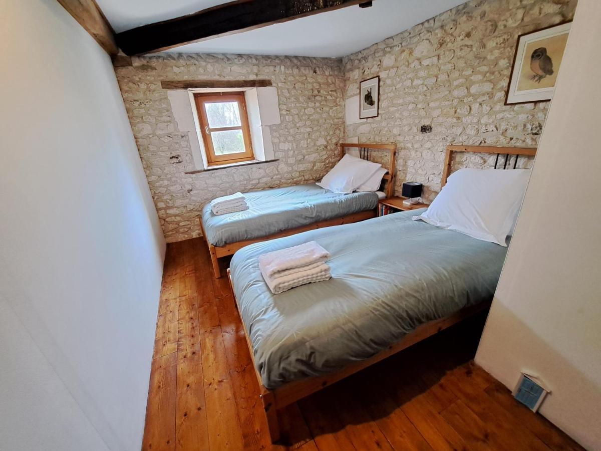Le Moulin Etourneau - 3 Gites Avec 2 Piscines Champagnac  Bagian luar foto