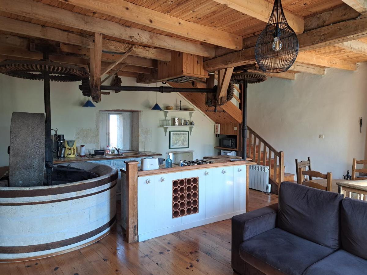 Le Moulin Etourneau - 3 Gites Avec 2 Piscines Champagnac  Bagian luar foto