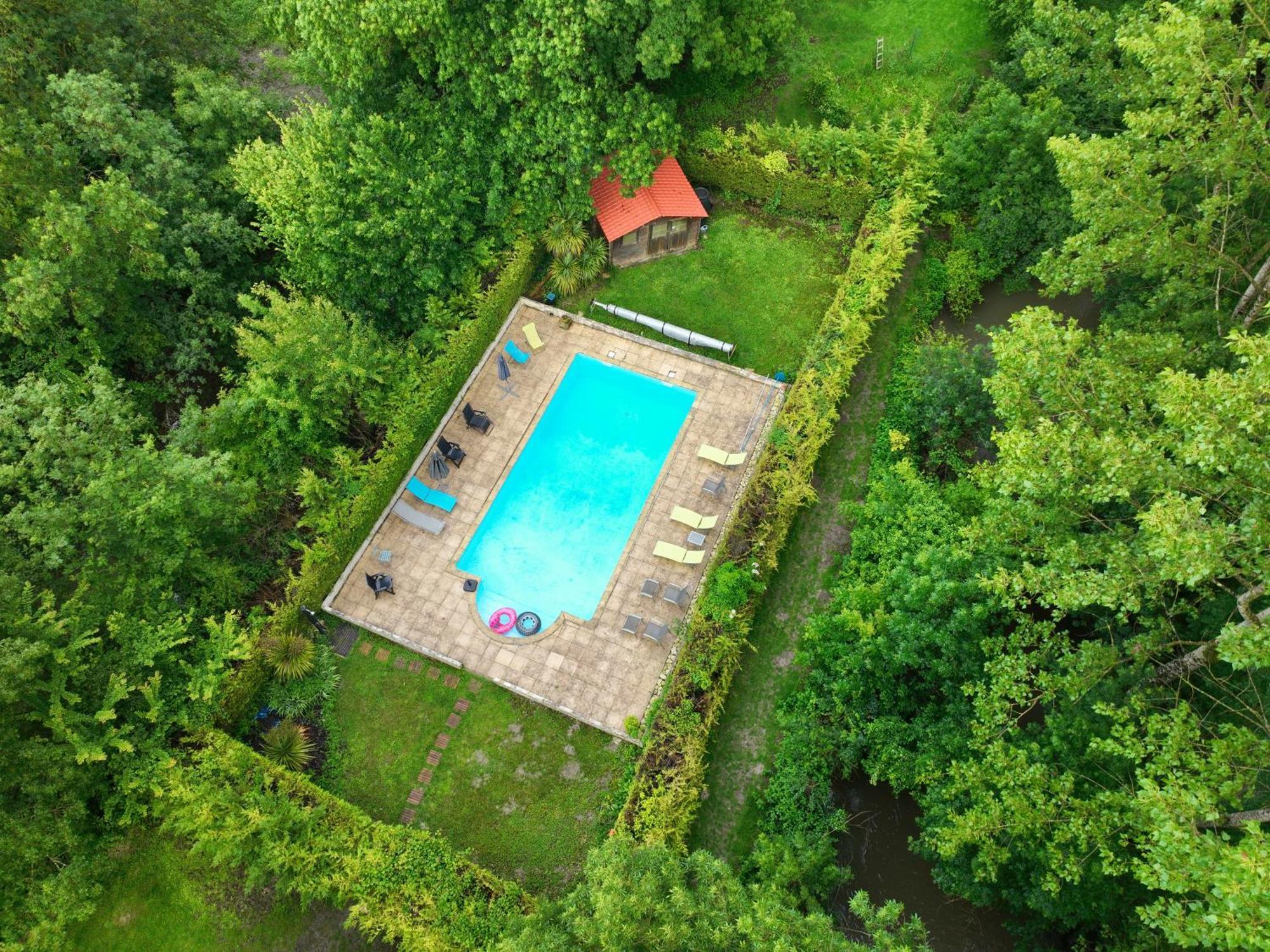 Le Moulin Etourneau - 3 Gites Avec 2 Piscines Champagnac  Bagian luar foto